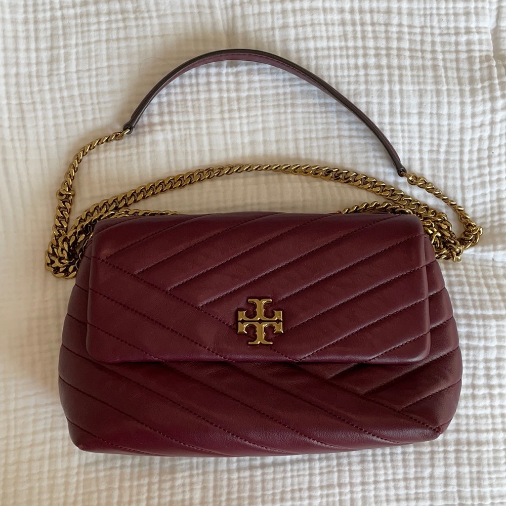 Tory Burch Kira Chevron Small in Imperial Garnet